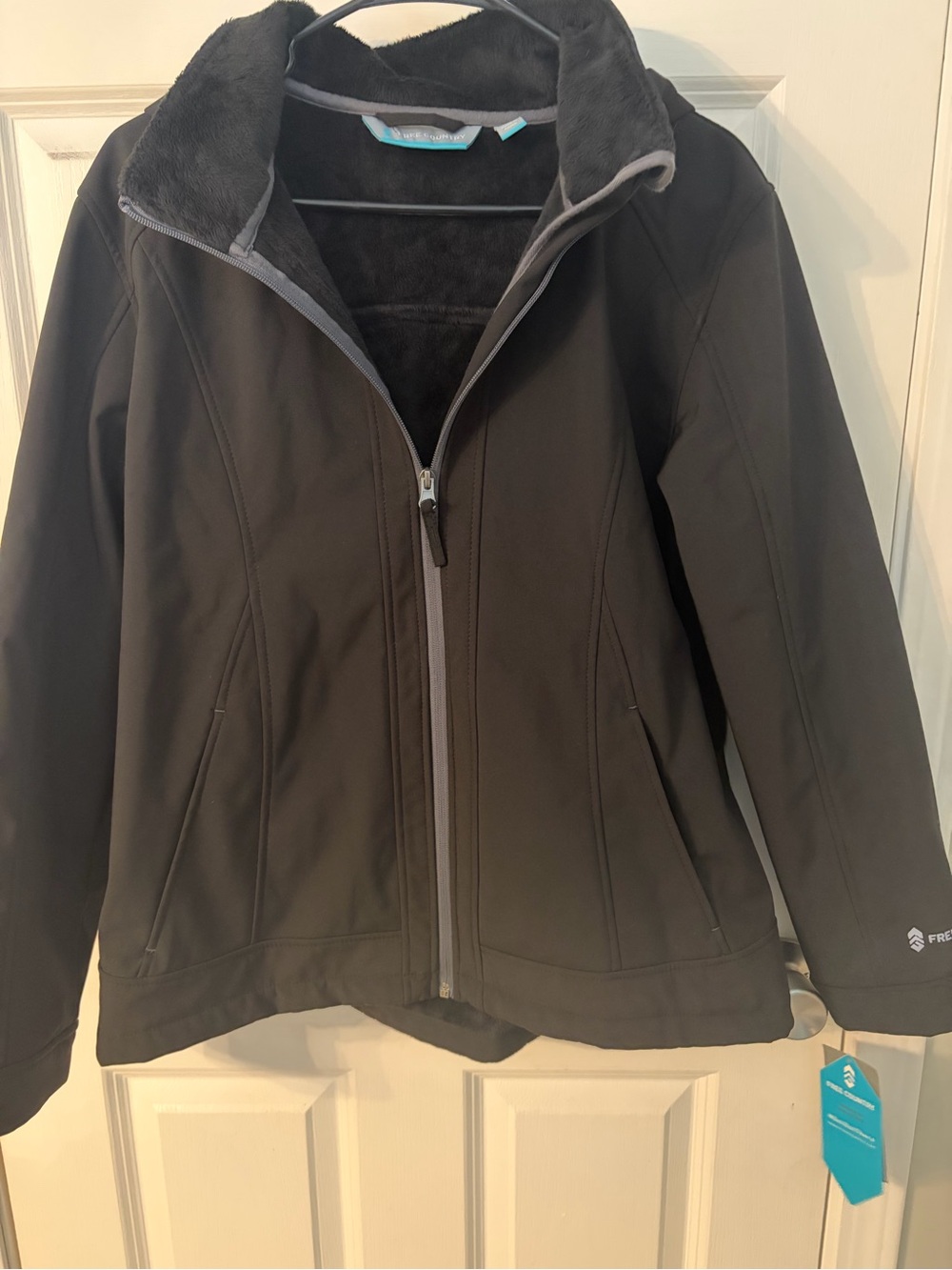 Fre Country  Softshell Jacket with Fleece Lining NWT